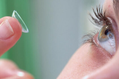 Ces lentilles de contact permettent de voir dans le noir… même les yeux fermés !