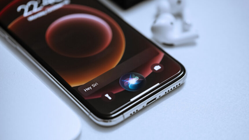 Vers la fin de Siri ? Apple contraint de lâcher son assistant vocal