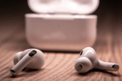 Prendre des photos avec des Airpods ? La mise à jour bluffante d'Apple