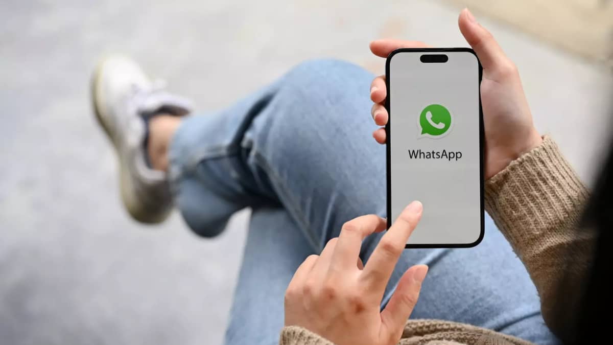 ajouter un contact sur WhatsApp