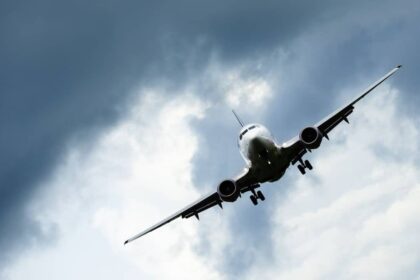 Rebirth : le projet d’airbags pilotés par IA pour survivre aux crashs d'avion