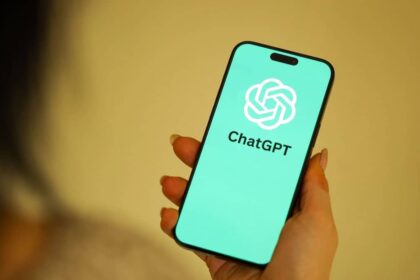 ChatGPT autorisera les conversations intimes pour adultes